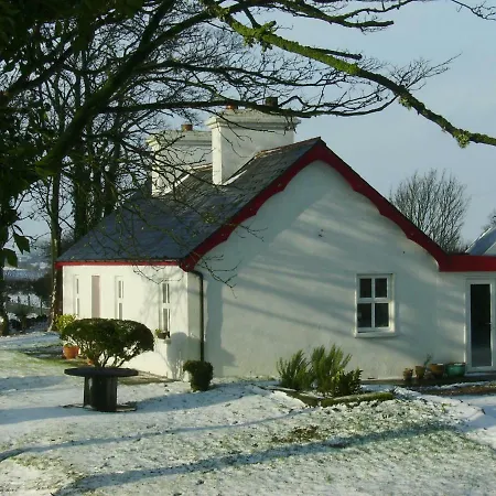 Semesterbostad Tir Na Nog *