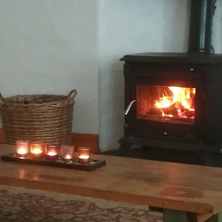 Tir Na Nog Semesterbostad Balla